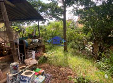 imovel_5683_38265.jpg · Lote Localizado em Bairro Consolidado Medindo 360m² , possui Arvores Frutiferas e Uma Otima Topograf