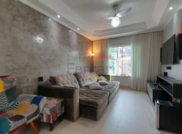Casa · 270m² · 3 Quartos · 5 Vagas · Sobrado 3 dormitórios Para Venda/Água Fria