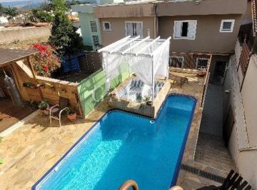 Foto 01 · Casa para venda em Atibaia-SP, Jardim dos Pinheiros: 3 quartos, 1 suíte, 2 salas, 2 vagas de garagem