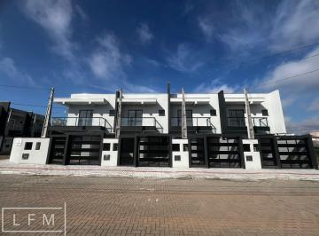 Casa · 88m² · 2 Quartos · 1 Vaga · SOBRADO PROXIMO DO MAR EM BALNEARIO PICARRAS SC