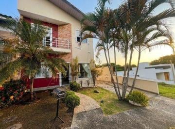 Casa · 173m² · 3 Quartos · CASA EM CONDOMINIO, 3 Dormitório(s) Bairro Santa Maria