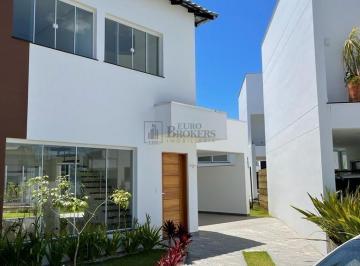 Casa · 126m² · 3 Quartos · 2 Vagas · Casa com 3 dormitórios à venda em condomínio fechado em Balneário Camboriú/SC