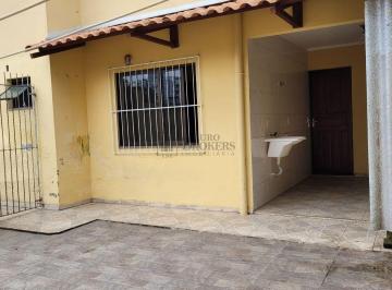 Casa · 130m² · 3 Quartos · 1 Vaga · Casa com 3 dormitórios à venda nas Nações em Balneário Camboriú/SC