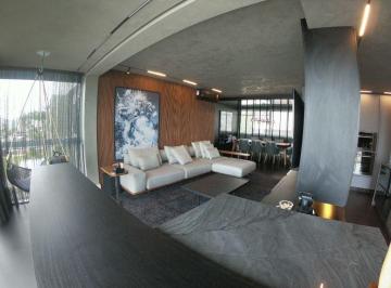 Apartamento · 145m² · 3 Quartos · 2 Vagas · ALTÍSSIMO PADRÃO - COM VISTA MAR - MOBILIADO E DECORADO - 3 SUÍTES - 2 VAGAS - ÁREA DE LAZER COMPLET