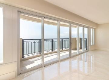 Apartamento · 230m² · 4 Quartos · 5 Vagas · Apartamento à venda no Ed. Aurora em Balneário Camboriú.
