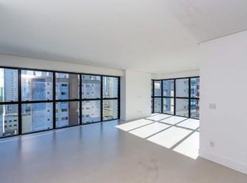 Apartamento · 154m² · 4 Quartos · 2 Vagas · Apartamento à venda em Balneário Camboriú com 2 suítes