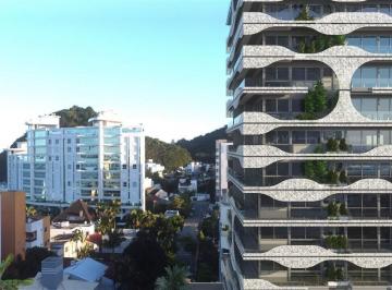 Apartamento · 191m² · 3 Quartos · 2 Vagas · Apartamento com vista para o mar no Brava Lux