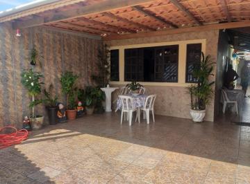 Casa de 2 quartos, Praia Grande · CASA 2 quartos(suite) á.lazer coberta, 3 gars próx praia merc $ 425.mil