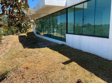 Fachada · Casa com vista deslumbrante e vitalícia para o lago!