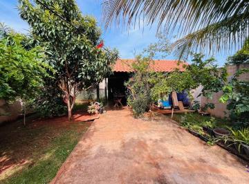 Casa · 69m² · 2 Quartos · 5 Vagas · Casa com terreno amplo! Para residência ou comércio!