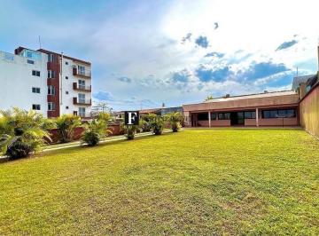 23328605_4.jpg · Casa fente mar com terraço e espaço de terreno
