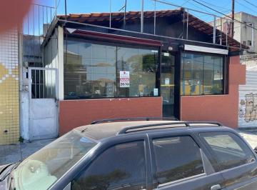 Comercial · 225m² · Salão em rua comercial com de 10 x 25.