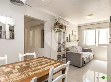 Área de Serviço · Apartamento com 2 quartos à venda em Menino deus - RS