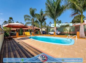 chacara-reformada-caxambu-jundiai-piscina.jpg · Venda - Maravilhosa Chácara Reformada em Caxambu com 3 Dormitórios e 1 Suíte com
