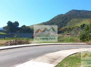 Terreno · 2573m² · 2 terrenos com área total de 2573 m², acesso RJ106,