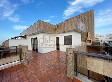 Apartamento · 182m² · 2 Quartos · 2 Vagas · Cobertura à venda no Centro de Cabo Frio-RJ: 2 quartos, 1 suíte, 2 salas, 4 banheiros, 2 vagas. Venh