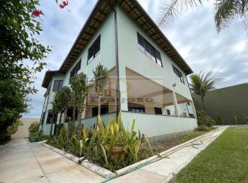 Casa · 563m² · 4 Quartos · 6 Vagas · Imperdível casa à venda em Cabo Frio-RJ, no bairro Foguete: 4 quartos, 2 suítes, 2 salas, 5 banheiro