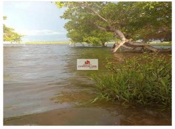 b3bb3b4f0359aac74fd02a8b833dbd50.jpg · Terreno com 1,5 hectares (63 metros de frente), na margem da Lagoa do Portinho