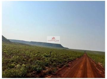 d7b8c6f0804b06d3f269a11a9e479a3c.jpg · Fazenda com 15.700 hectares, com 11.000 hectares licenciados e desmatados