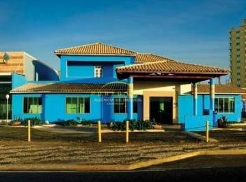 casa-comercial-para-venda-em-salvador-armacao-4-dormitorios-2-banheiros1700677061961hwzkv.jpg · Excelente e ampla Casa Comercial para Venda em Armação, frente da praia para vc montar o seu negócio