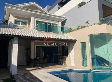 Casa · 471m² · 4 Quartos · 4 Vagas · Casa de condomínio em  Estrada Vereador Alceu de Carvalho - Recreio dos Bandeirantes - Rio de Janeir