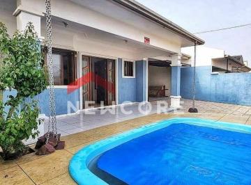 Casa · 170m² · 3 Quartos · 2 Vagas · Casa em  Rua Porto Belo - Atlântida Sul (Distrito) - Osório/RS