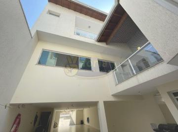 Casa · 210m² · 3 Quartos · 5 Vagas · SOBRADO SANTA PAULA