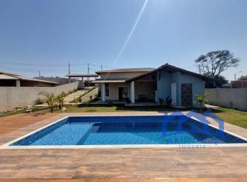 Foto 01 · Chácara com 3 Quartos e 2 banheiros à Venda, 1000 m² por R$ 1.050.000 Cód. ch1397