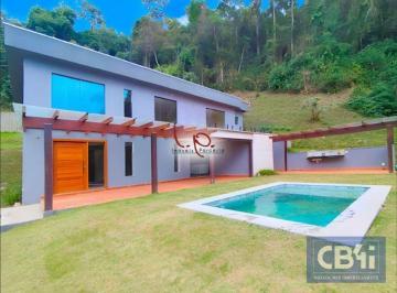47b79171ebc6d0727ba9e496dfbb5c489aadab73 · Belíssima Casa, com 5 Quartos, Linda Vista, Dentro de Condomínio com Ótima Localização em Itaipava e