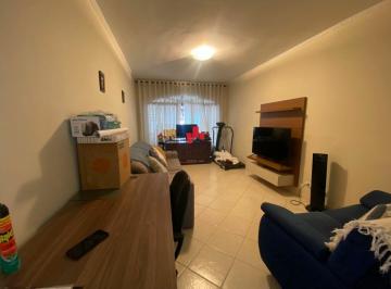 Casa · 182m² · 3 Quartos · 2 Vagas · Sobrado com 3 dormitórios sendo 1 suíte, 2 vagas e 182 metros de área construída, na Ponte Rasa.