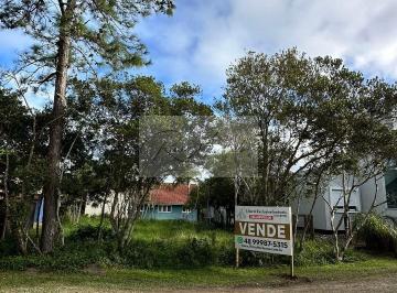 Terreno · 425m² · Terreno em condomínio fechado com acesso exclusivo à Lagoa.