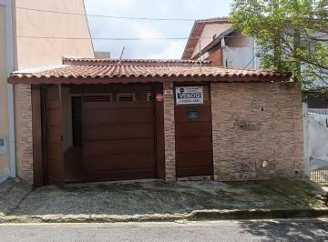 Casa · 90m² · 2 Quartos · 2 Vagas · Casa à 5 minutos do centro