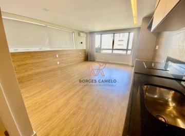f319ec9df9b81cb43a3a1d83bb53b148c4ef9847 · Loft na Praça da Liberdade