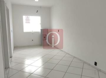 Apartamento · 35m² · 1 Quarto · Apartamento para locação no bairro Espinheiros.