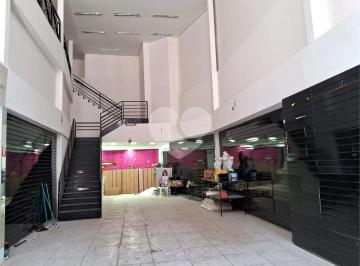 Área de Serviço · Prédio inteiro com 6 quartos à venda em Centro - SP