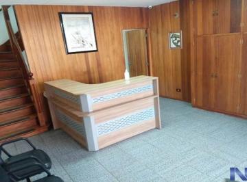 e7160ff4-64d7-4dfa-855f-86cfa6f07557-IMOBILIARIA_NEWTON_ALVAREZ_SOBRADO_VILA_MARIANA_99226.JPG · METRO, COMÉRCIOS, COLÉGIOS, HOSPITAIS, RUA VERGUEIRO. 