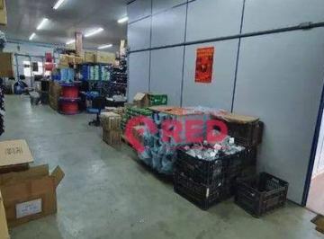 43da38d229915971b82300dba7324d64d7812af4 · Galpão no jardim guaruja
