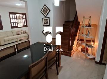 Casa de 4 quartos, Riacho Fundo · QN 5 Casa Sobrado - 277m² - 4Qts c/suite - ACEITO FGTS E FINANCIAMENTO BANCÁRIO!