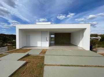 Fachada Frontal · Casa Linda e moderna - 3 suítes, condomínio 4 estações, Jardim Botânico