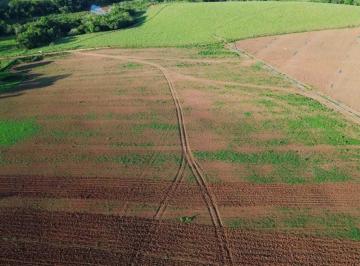 e596f7c7136d743a994495b1557eb43a.jpg · Fazenda / Sítios / Chácaras com 3 quartos à venda em Estiva, no bairro Zona Rural