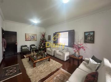 Casa · 240m² · 2 Quartos · CASA COM 3 QUARTOS SENDO 1 SUÍTE, NO BAIRRO MANGABEIRAS