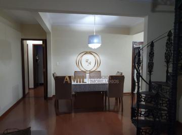 Foto 01 · Casa / Jardim Caçapava / 04 dormitórios / 01 Suíte / 294m² AC /250m² / São José dos Campos