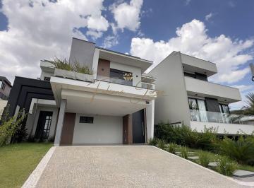 Casa · 265m² · 3 Quartos · 4 Vagas · Casa a Venda no Swiss Park, 3 suítes | 265 metros | piscina