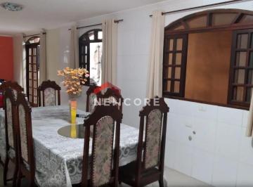 Casa · 232m² · 4 Quartos · 2 Vagas · Casa em Rua Bagé - Vila Linda - Santo André/SP