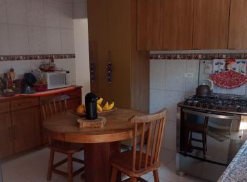 Casa de 2 quartos, Itapecerica da Serra · Casa à Venda em Itapecerica da Serra