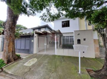 Casa · 158m² · 3 Quartos · 2 Vagas · Sobrado com 3 Quartos e 3 banheiros à Venda, 200 m² por R$ 1.700.000