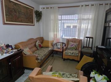 Casa · 350m² · 6 Quartos · 4 Vagas · 5 casas para investidor - 2 sobrados, 1 edícula, 2 casas no piso inferior 250M terreno - Jard. Ester