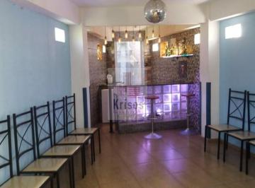 Casa · 330m² · 3 Quartos · 2 Vagas · sobrado comercial com 3 pavimentos
