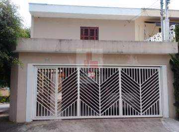 Casa · 153m² · 3 Quartos · 3 Vagas · OTIMO SOBRADO bem localizado, comodos bem grande