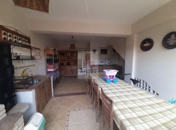 Casa · 125m² · 3 Quartos · 2 Vagas · Oportunidade Imperdível: Sobrado com 3 Quartos, 1 Suíte e Área Gourmet Próximo ao Metrô Vila Sônia!